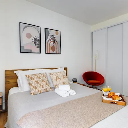 דירה Bnbnova - 1br - Eiffel Tower & Champ De Mars פריז